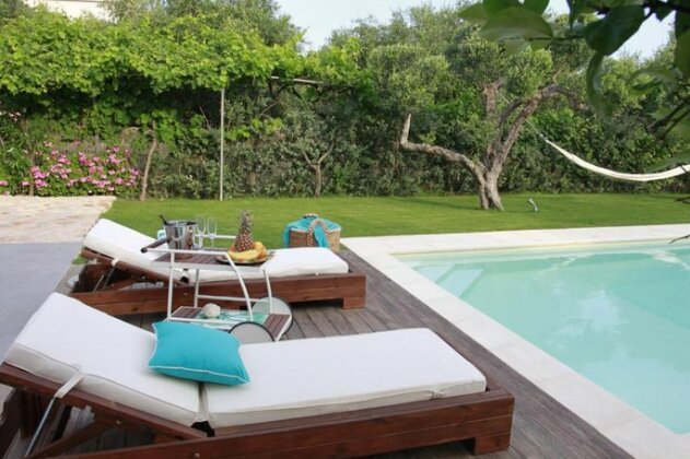 Elia Seaside Villa - Photo3