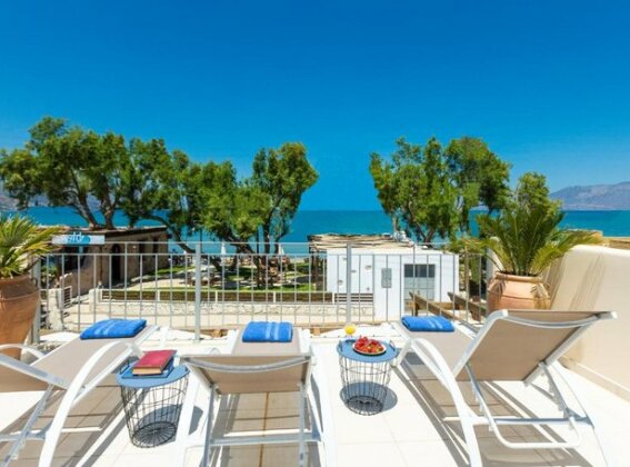 Seafront Villa Estia - Photo2