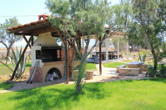 Zefyros Apartments - Photo2
