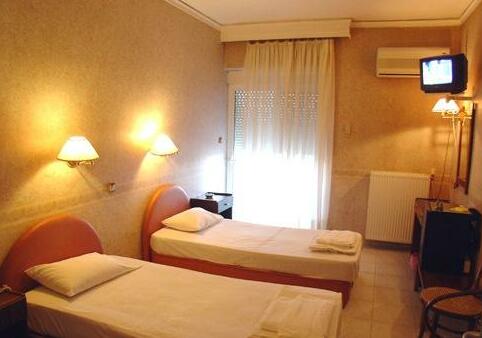 Plotini - Photo3