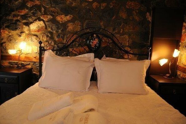 Nemesis Luxurious Stone Houses - Photo5