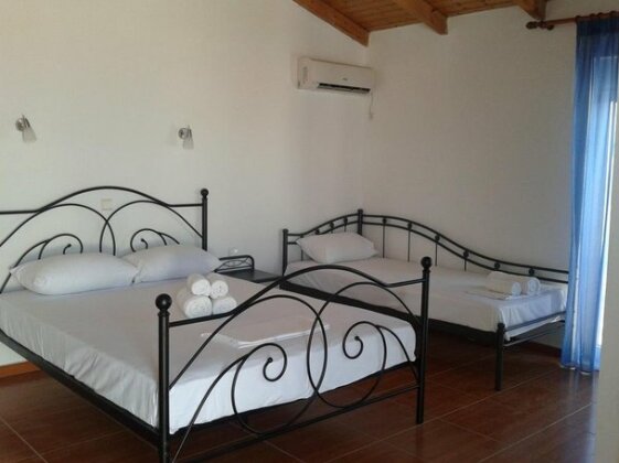Lisa's Place - Photo2