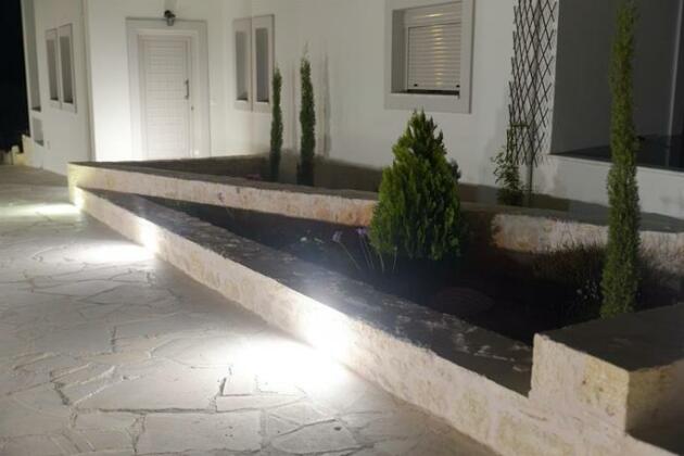 Elounda Sea Suites - Photo2