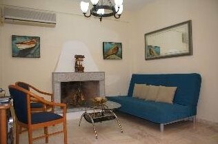 Elounda Three Bedroom Villa - Photo3