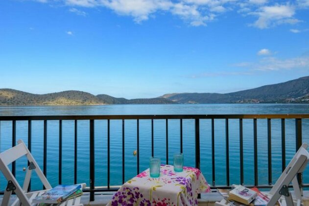 Korfos Sea Side Apartment - Photo2