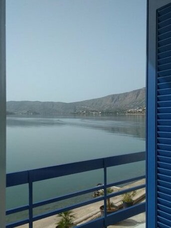 Marilena Seaside House - Photo3
