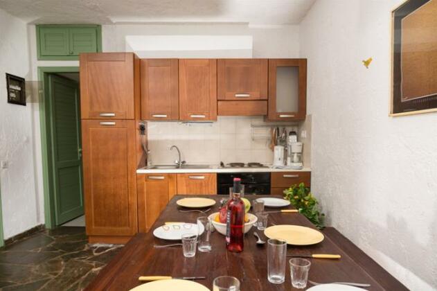 The Traditional Homes of Crete - Photo5