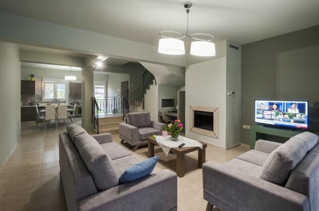 4 Seasons Villas - Photo5