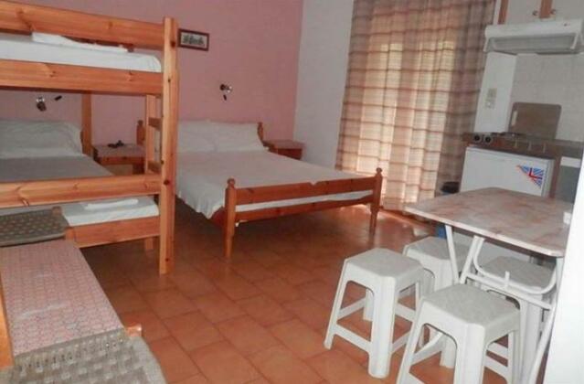 Achilleas Rooms - Photo5