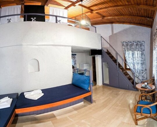 Anneta Studios - Photo2