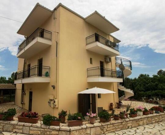 Baia Blu Lodging