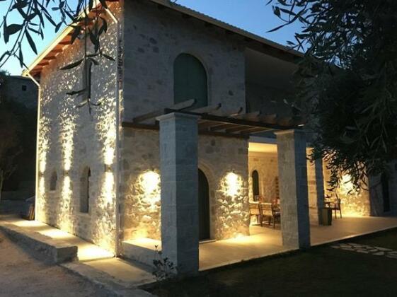Bellou Villas Sivota - Photo2