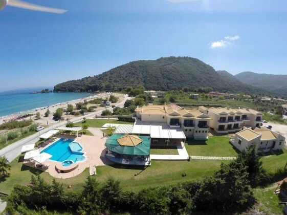 Coralli Hotel - Photo2