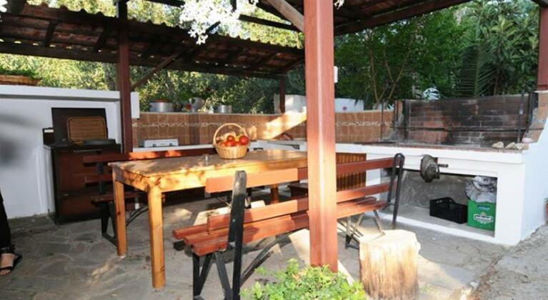 Margarita Apartments - Photo4