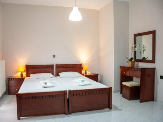 Mokos Rooms - Photo2