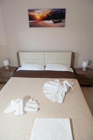 Nikolaou Thomas House - Photo5
