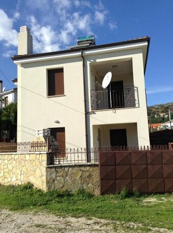 Photo 4