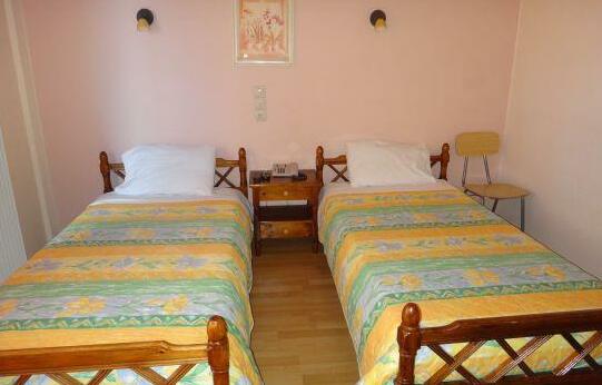 40 Platania Hotel - Photo2