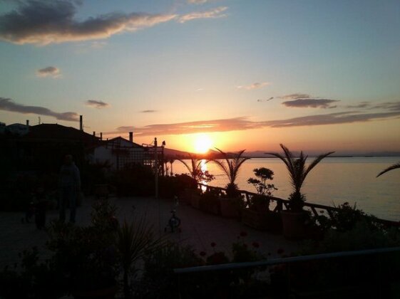 Artemis Hotel Euboea - Photo2