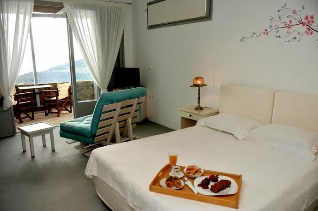 Celini Suites Hotel - Photo4