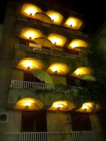 Eleni's Rooms - Photo2