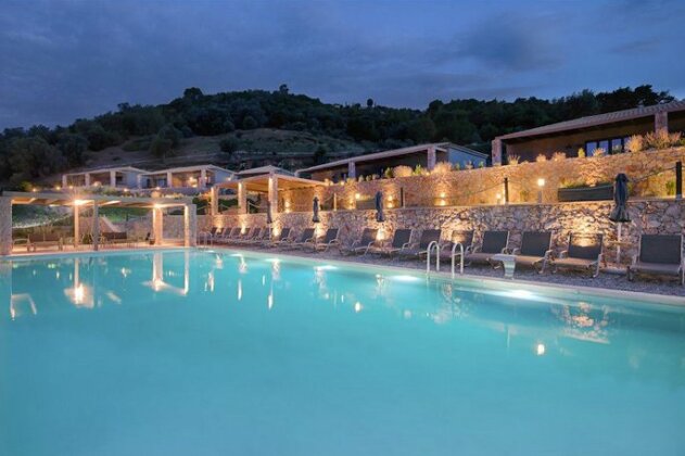 Elimnion Resort - Photo4