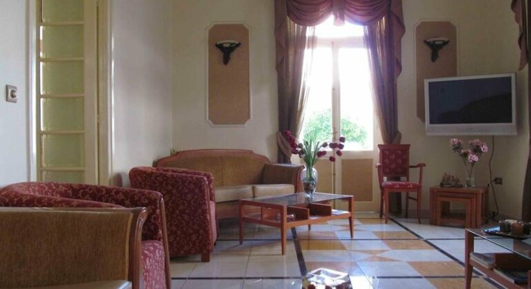 Ermis Hotel - Photo2
