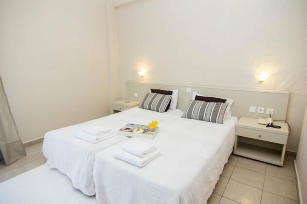 Eviana Beach - Photo3