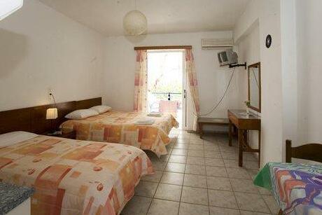 Gikas Apartments - Photo3