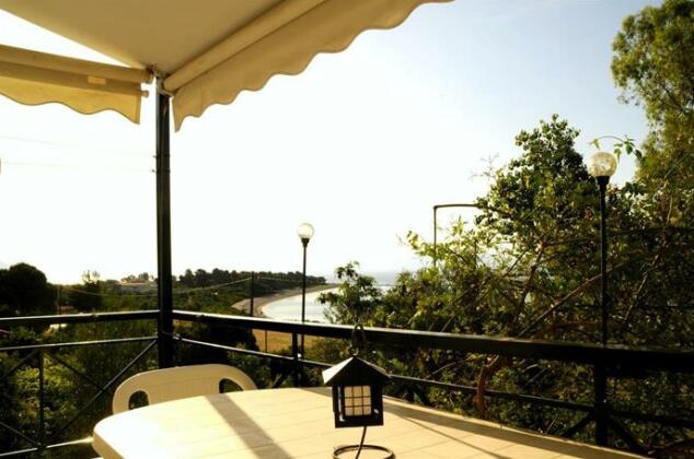 Heracles Guesthouse - Photo5