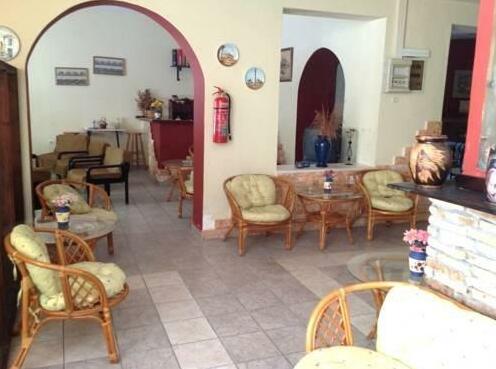 Hotel Dirki - Photo2