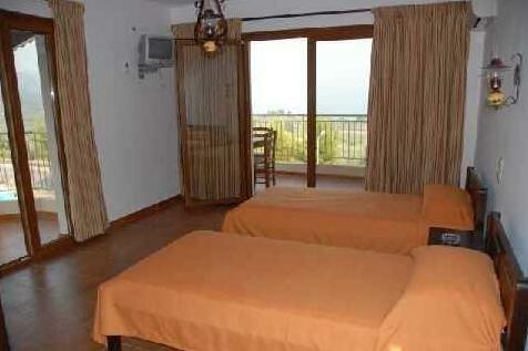 Hotel Yades - Photo3