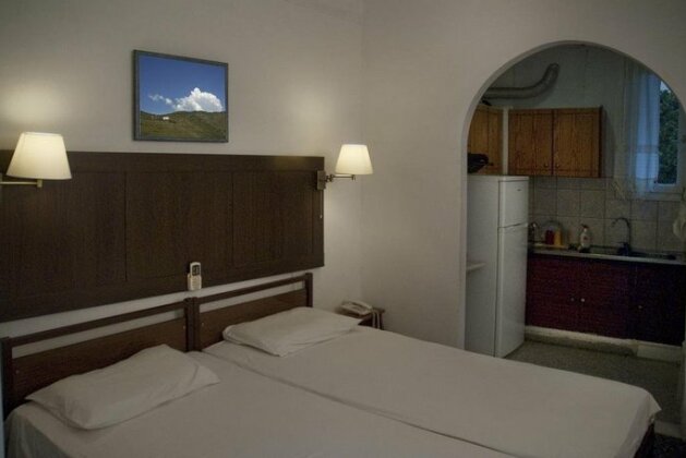 Karampela Rooms - Photo5