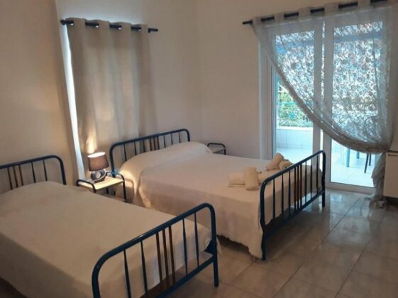 Karavagelis Studios - Photo2
