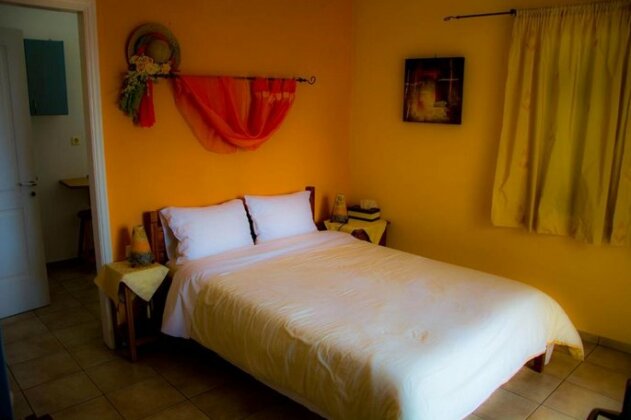 Koukounaries Apartments Limni - Photo4