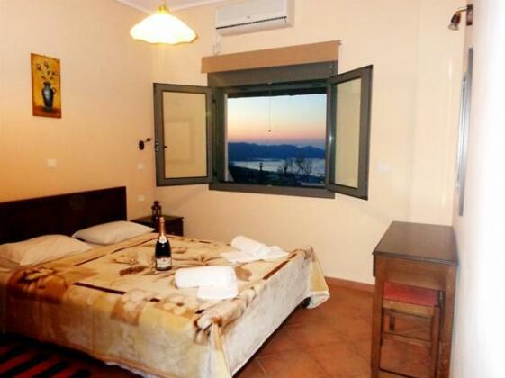 Makronas Apartments - Photo4