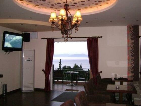 Pantheon Hotel & Suites - Photo3