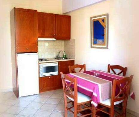 Porto Xronia - Photo5