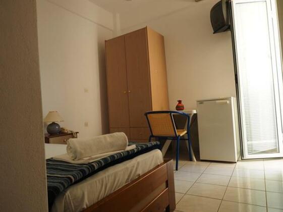 Vergina Euboea - Photo3