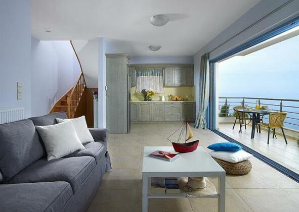 Xenia Residence & Suites - Photo5