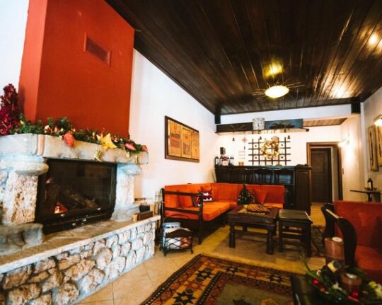 Evilion Traditional Inn - Photo5