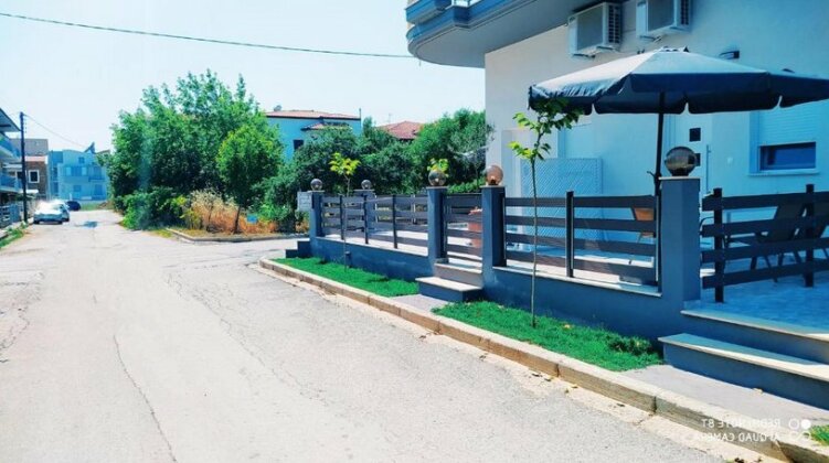 Filippou Luxury Apartments - Photo4
