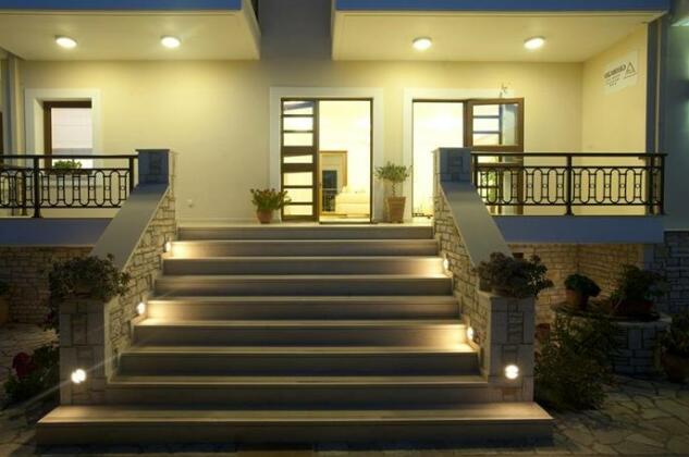 Georgio Seaside Hotel - Photo2