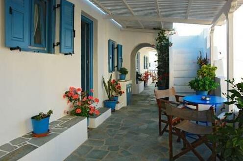 Artemis Rooms Folegandros - Photo3