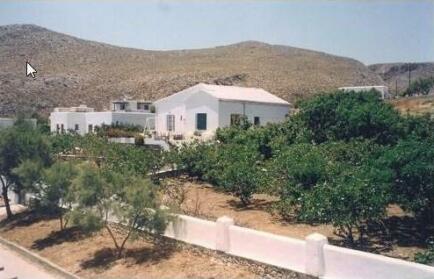 Eleni's Studios Karavostasis