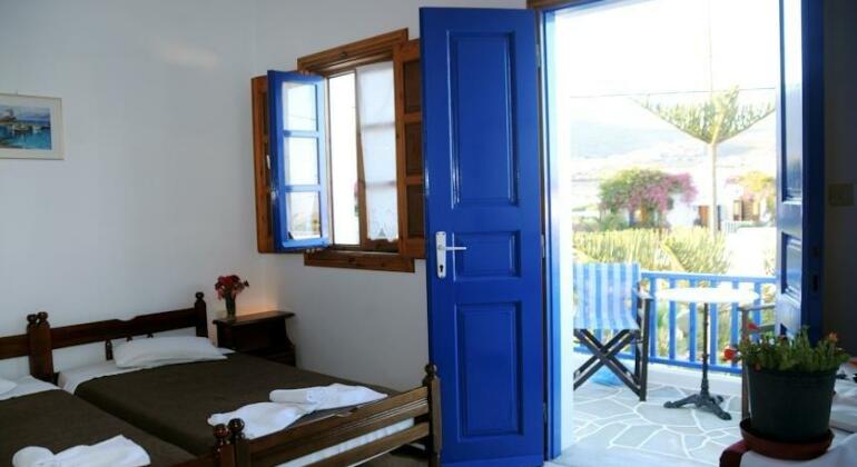 Evgenia Rooms and Apartments - Photo4