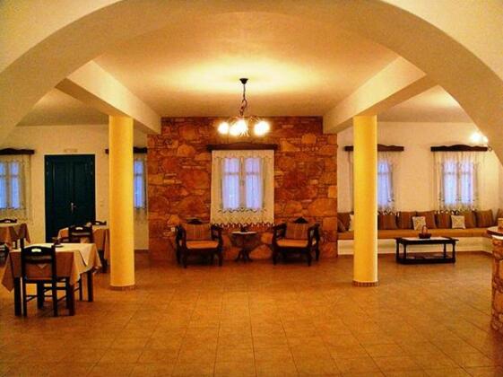 Horizon Hotel Folegandros - Photo4