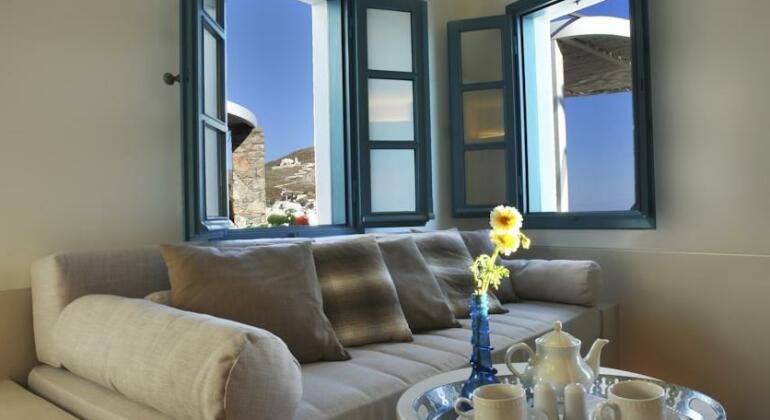 Kifines Suites - Photo3