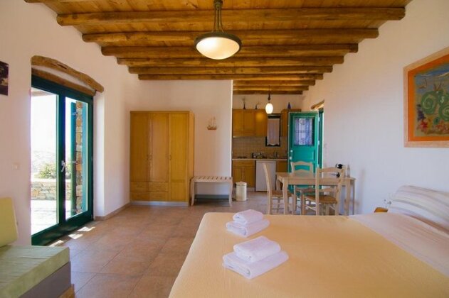 Notos - Photo2