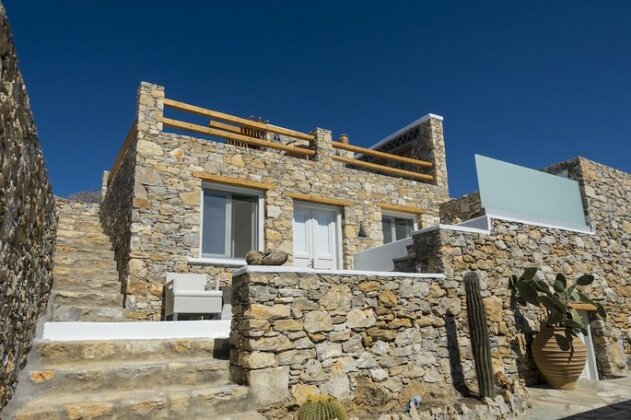 Onar Suites & Villas